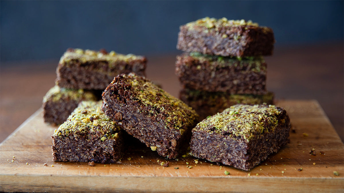 Dark Dubai-style Chocolate Pistachio plant-based Flapjacks 
