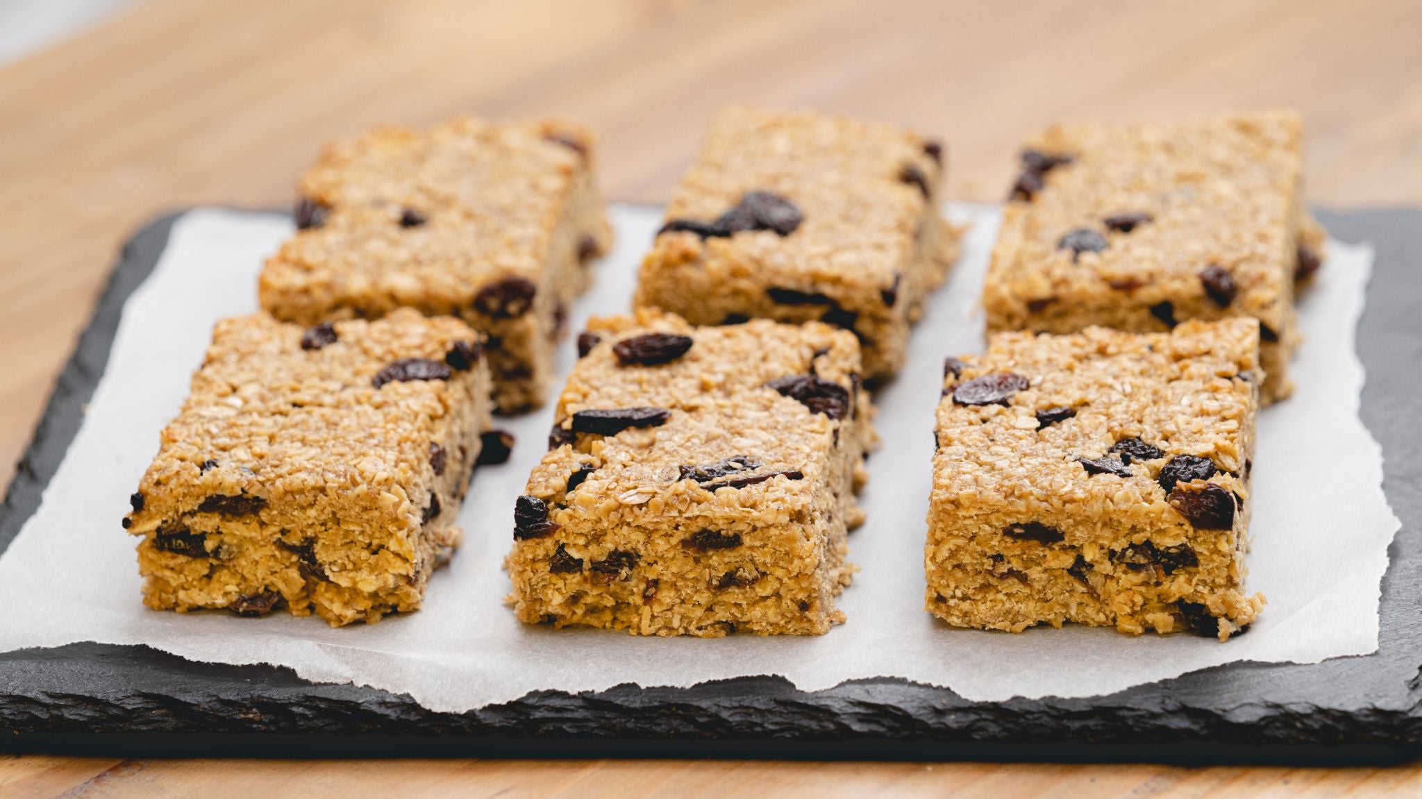 Raisin-Oatopia-flapjack-delivery-uk