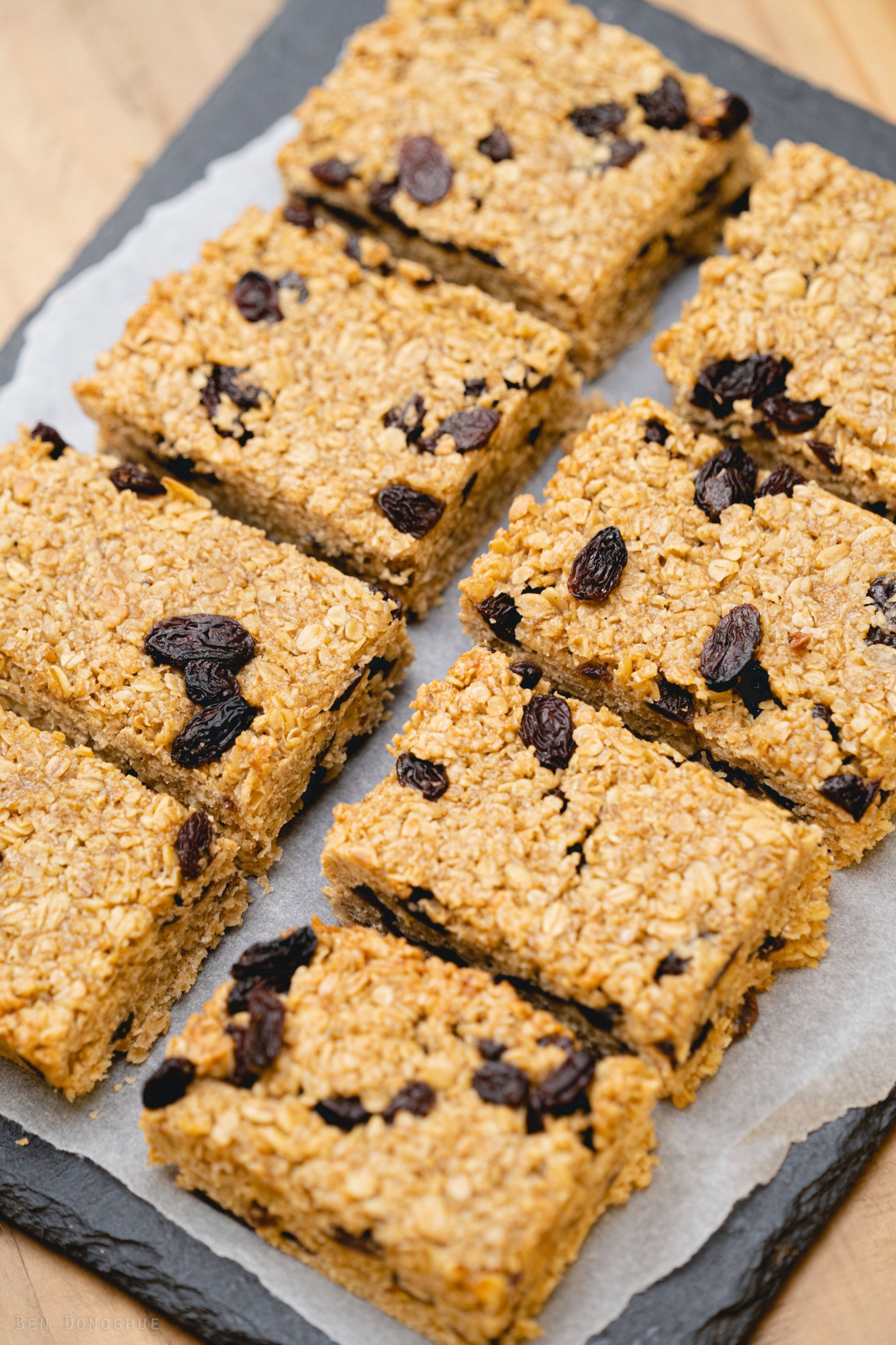 Raisin-vegan-Oatopia-flapjack-delivery-uk