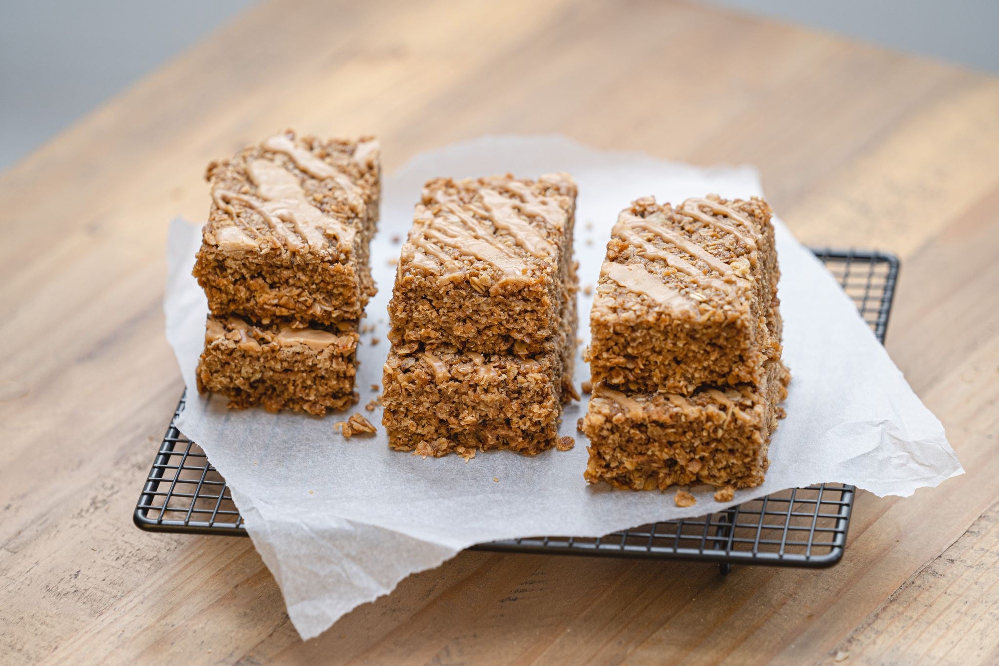SaltedCaramel-Oatopia-flapjack-delivery-uk