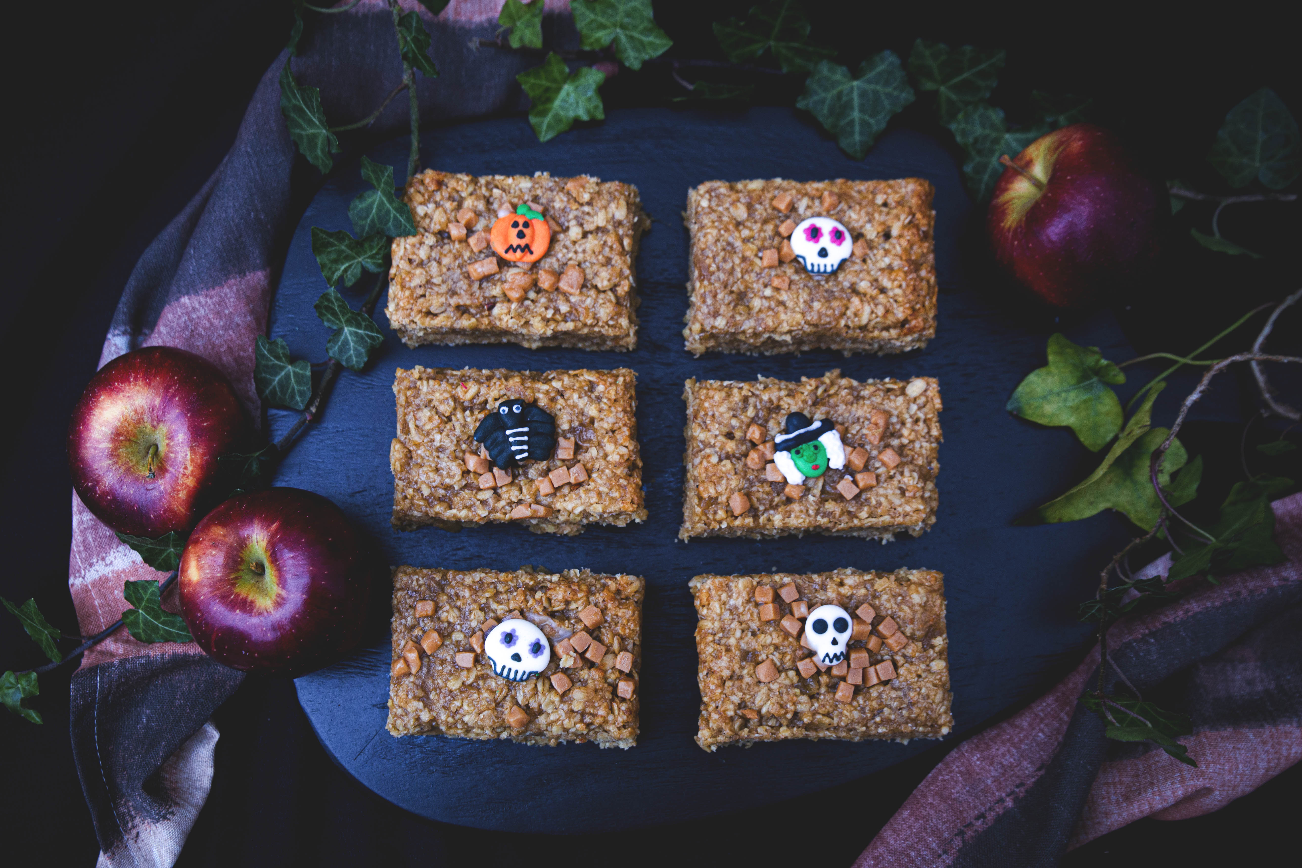 *Autumn Special* Spiced Toffee Apple Flapjack